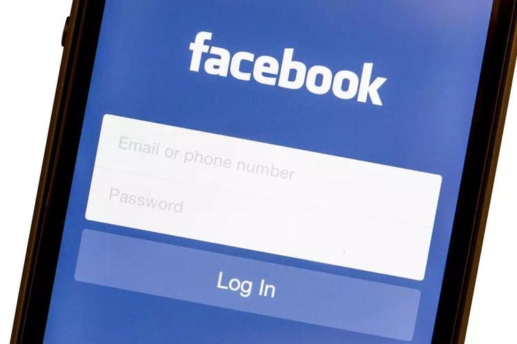 Facebook Tests Shopping Through Live Streams